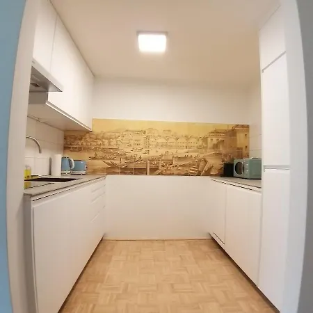 Convenient And Functional In The Center גמונדן