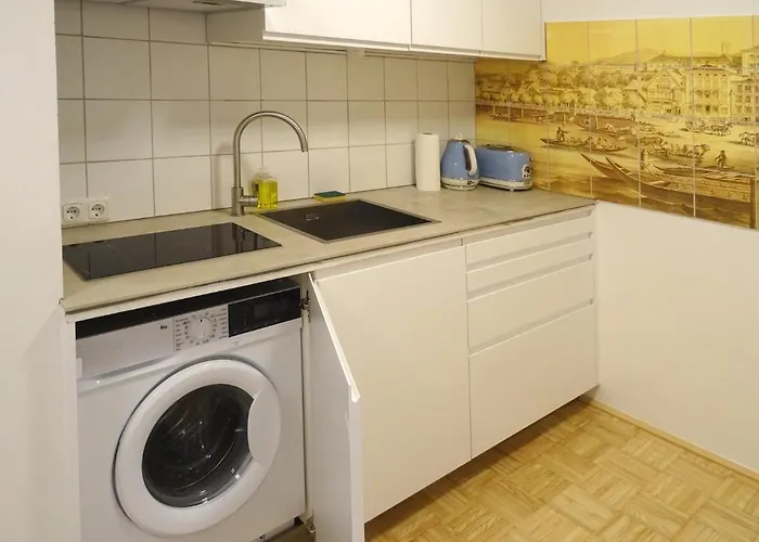 Convenient And Functional In The Center Apartment *