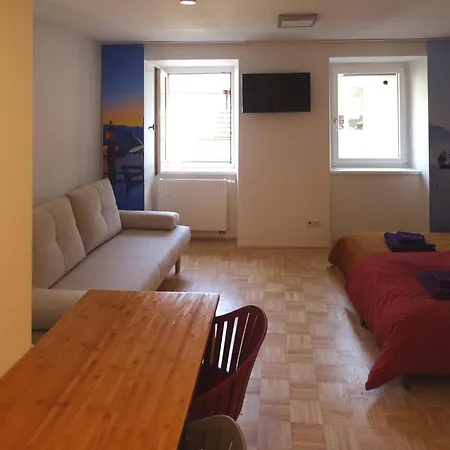 Convenient And Functional In The Center *